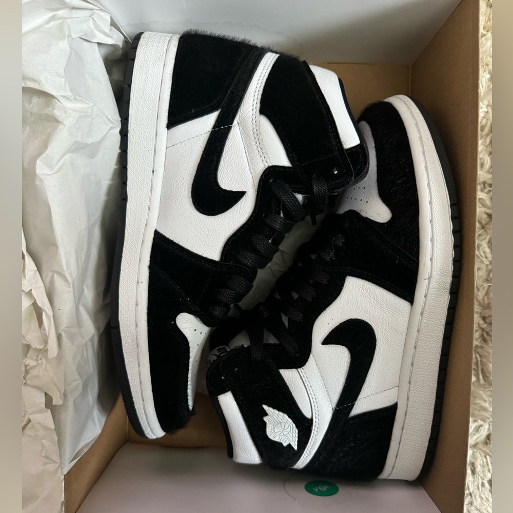 Women’s Air Jordan 1 OG High Twist size 7.5